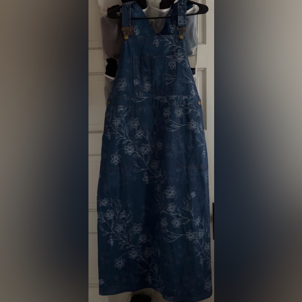 Listicle Navy Floral Midi Overall Dress